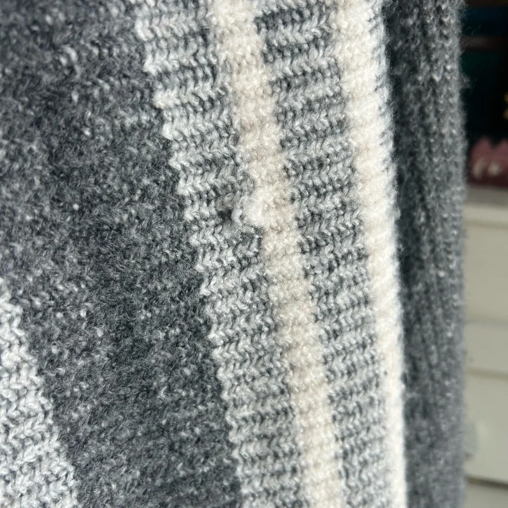 Zara Knit Gray and White Striped Cardigan W Bell Sleeves Small - Picture 11 of 16